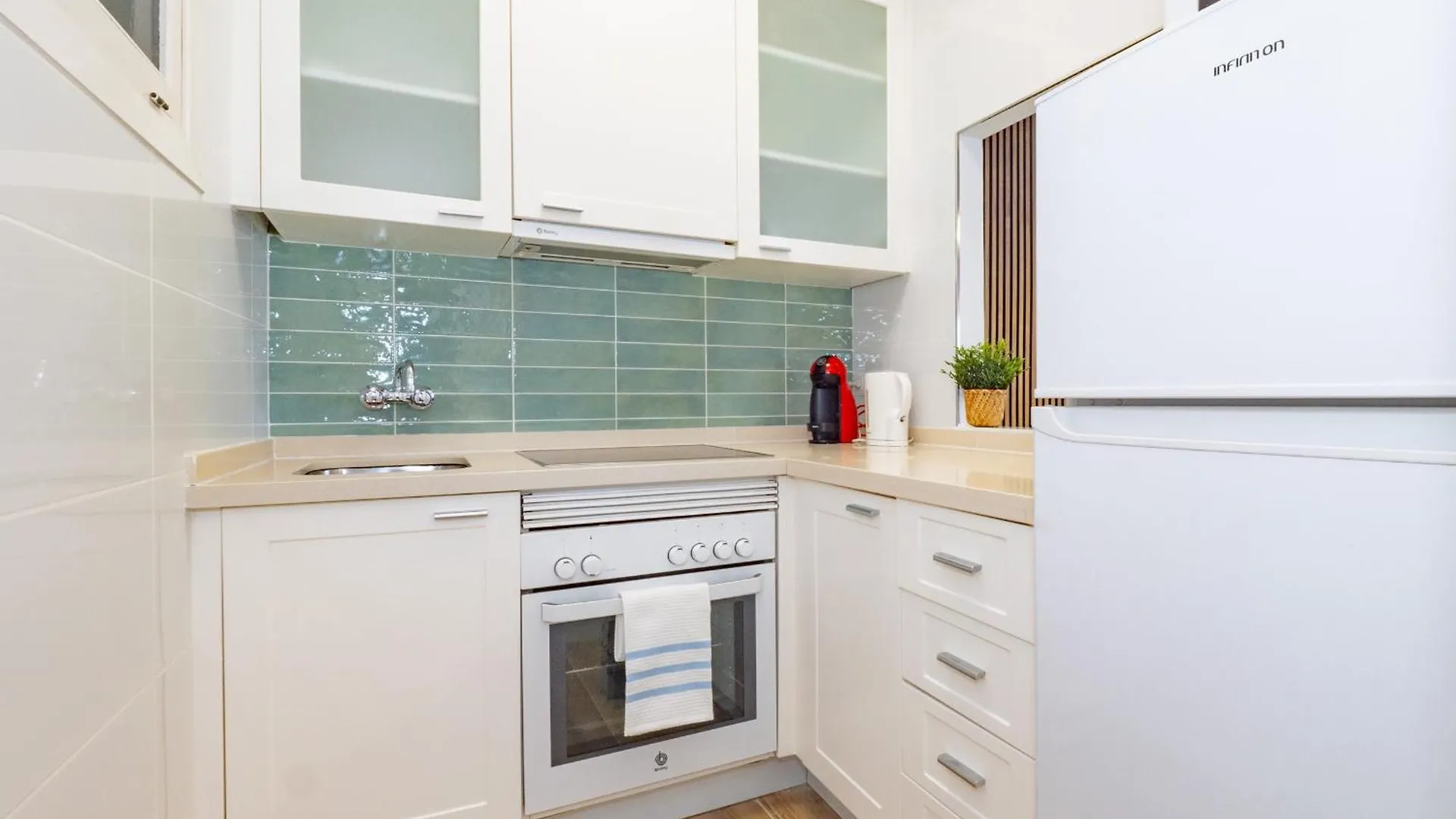 Apartment On Beach Mijas Sitio de Calahonda