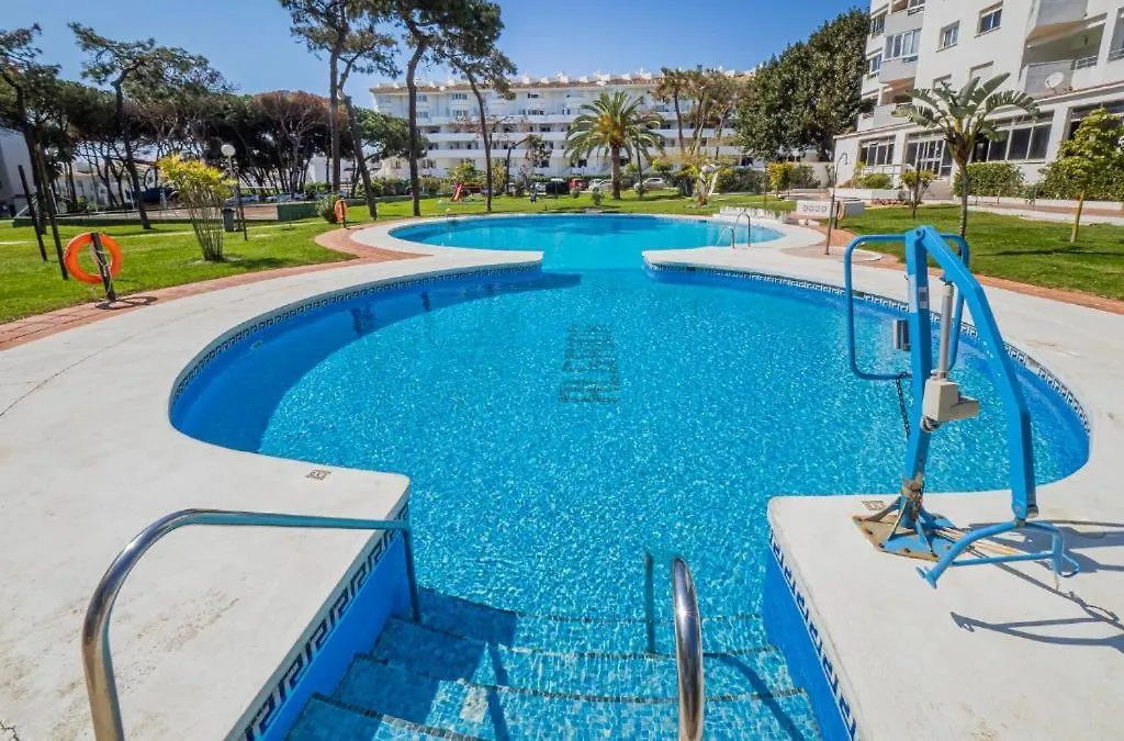 Apartment On Beach Mijas Sitio de Calahonda