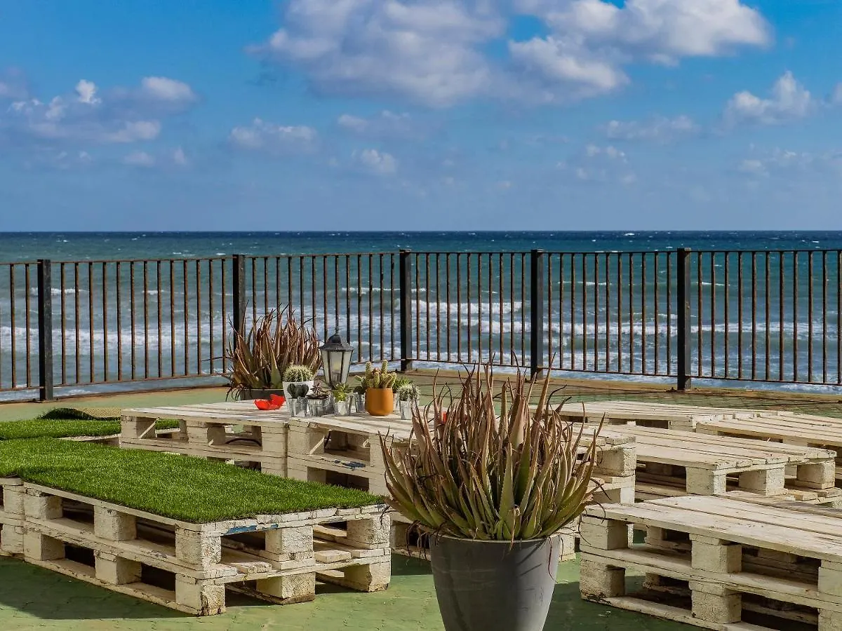 Apartment On Beach Mijas Sitio de Calahonda 0*,  Espagne