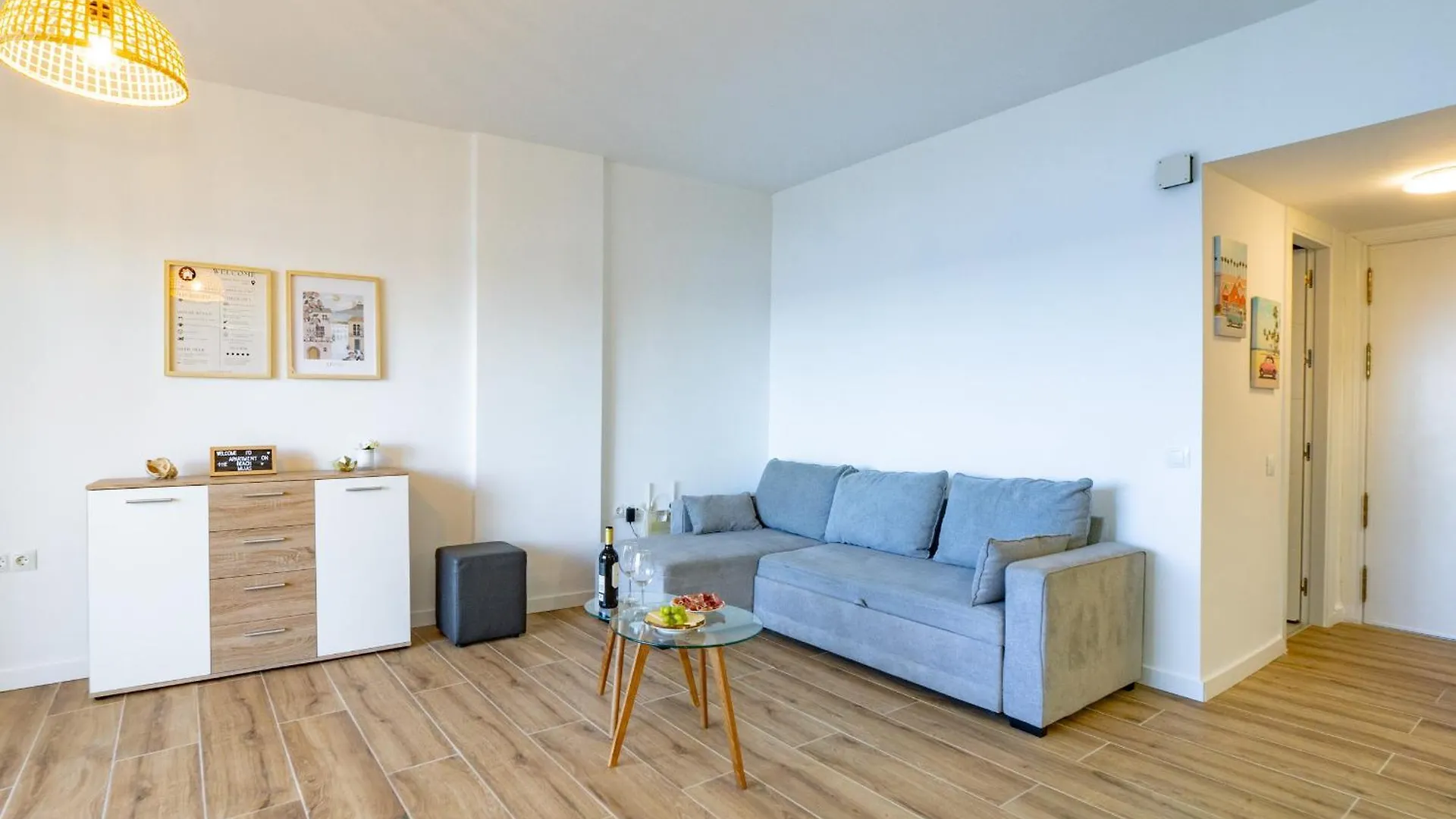 Apartment On Beach Mijas Sitio de Calahonda