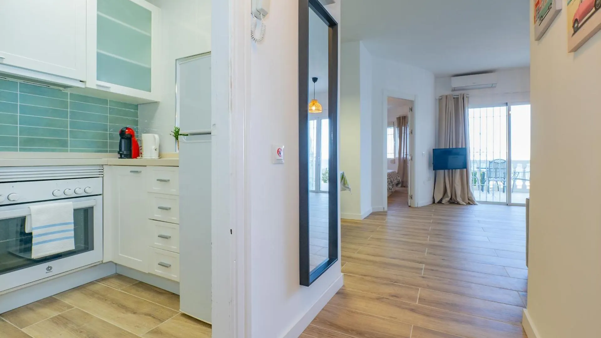 Apartment On Beach Mijas Sitio de Calahonda