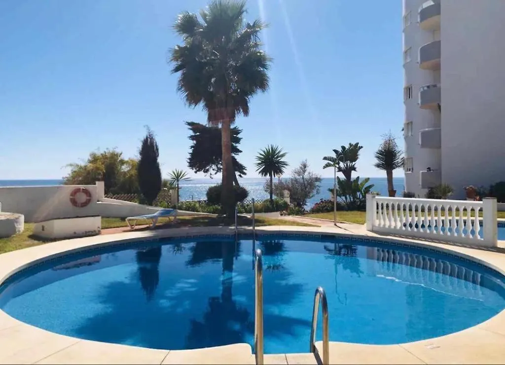 Apartment On Beach Mijas Sitio de Calahonda